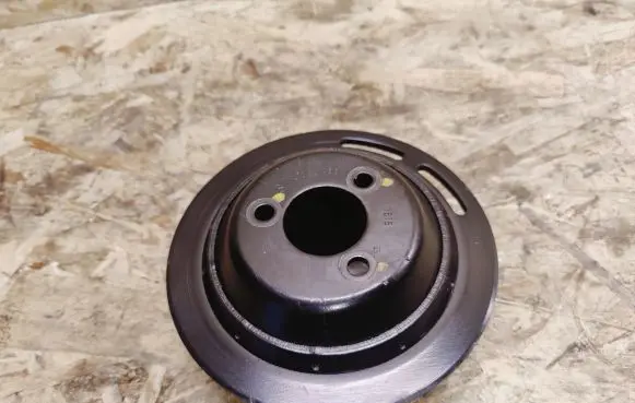 Mercedes-Benz S AMG W220 Power steering pump pulley A0004661615