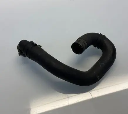 Mercedes-Benz GLK (X204) Engine coolant pipe/hose A2048304096 2048304096