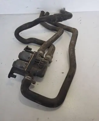 BMW 5 E39 Coolant heater control valve 8374995