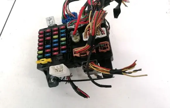 Hyundai Getz Fuse box set 911981C011 91198-1C011