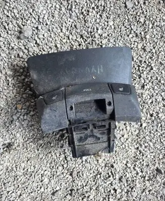 Hyundai i30 Central console control unit 847802L700