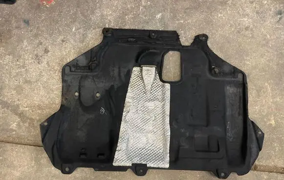 Lexus GS 250 350 300H 450H Engine splash shield/under tray