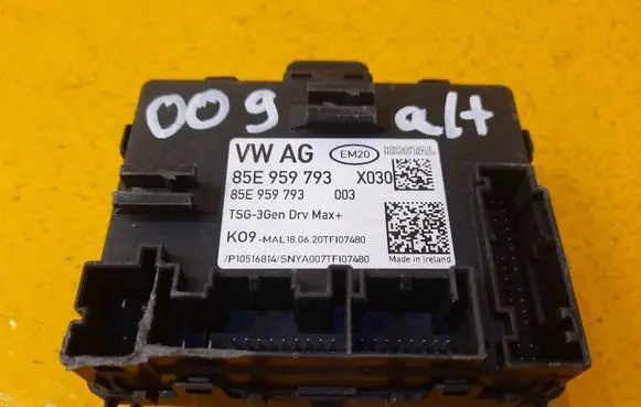 Audi A4 S4 B8 8K Door control unit/module 85E959793