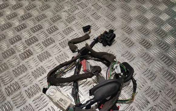 Volvo XC70 Rear door wiring loom 30724279