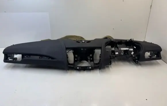 Maserati Levante Dashboard 670043346