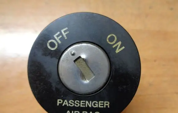 KIA Sorento Passenger airbag on/off switch 378090