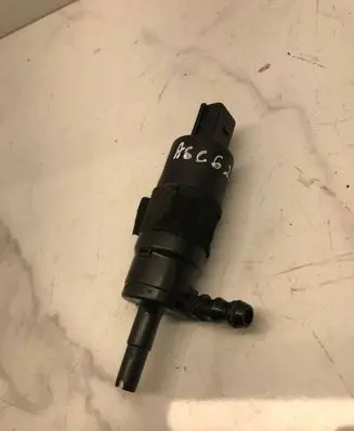 Audi A6 S6 C6 4F Headlight washer pump 3B7955681 1112804 1209387