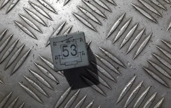 Volkswagen Golf IV Other relay 141951253b 20240072