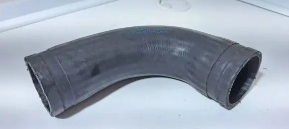 Audi A4 S4 B5 8D Intercooler hose/pipe 8D0145834F