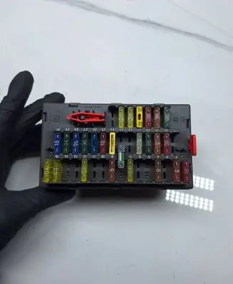 Citroen Xsara Picasso BSM Control unit 9568591180