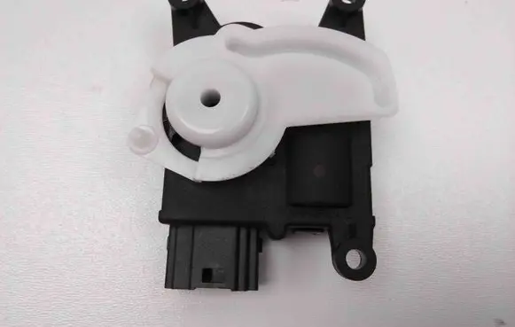 Opel Vivaro Intake manifold valve actuator/motor T1020397J