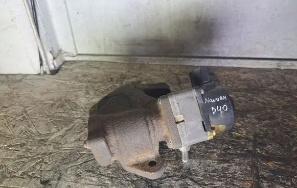 Nissan Navara D40 EGR valve