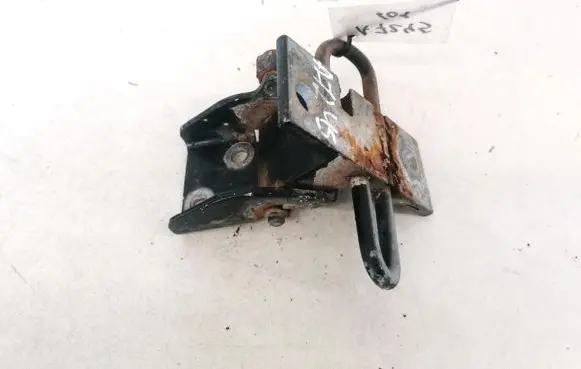 Audi A6 S6 C4 4A Rear door lower hinge 4A0831412D