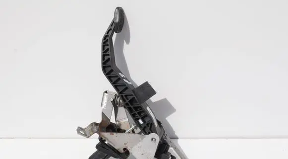 Volvo V40 Cross country Clutch pedal 31489497