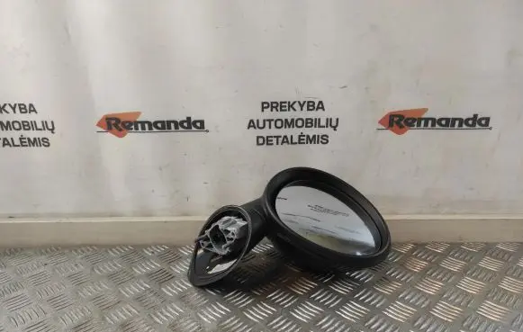 Mini Cooper Countryman R60 Front door electric wing mirror