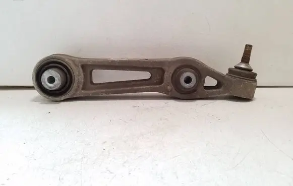 Tesla Model S Front lower control arm/wishbone 104895100B