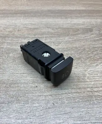 Volkswagen PASSAT B5 Fog light switch 440931 R335238T48