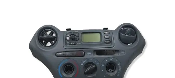 Toyota Yaris Center console 