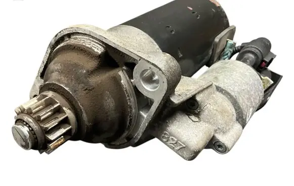 Volkswagen Golf VI Starter motor 0001153007 02Z911024H