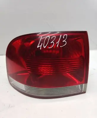 Volkswagen Touareg I Rear/tail lights 282590025 7L6945095K