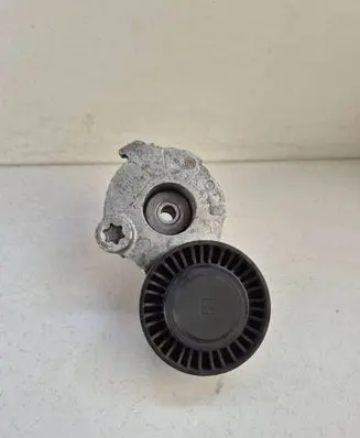 Audi A6 Allroad C7 Generator/alternator belt tensioner F607210