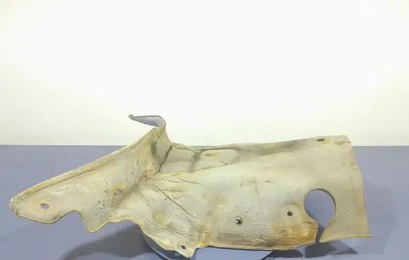 Audi Q7 4L Exhaust heat shield 4M0863983N