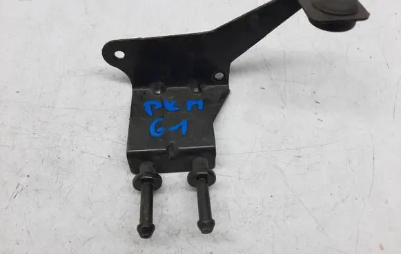 Volkswagen Polo IV 9N3 ABS pump bracket 6Q1614235K