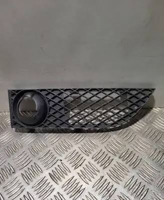 BMW 7 E65 E66 Front bumper lower grill 7135565 72758411