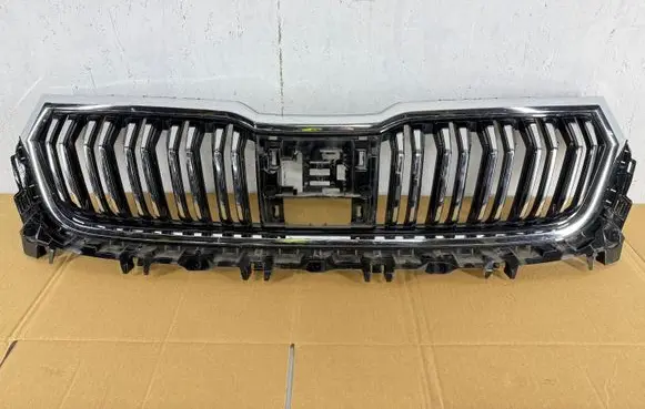 Skoda Kodiaq Front bumper upper radiator grill 565853653J