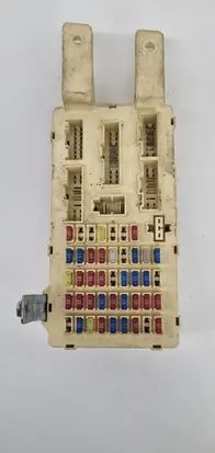 Hyundai Santa Fe Fuse module 919502B200