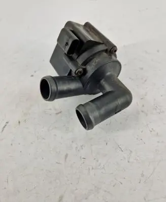 Volkswagen Golf VI Electric auxiliary coolant/water pump 5N0965561