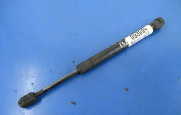 BMW 3 E36 Shock absorber/damper mounting bracket 