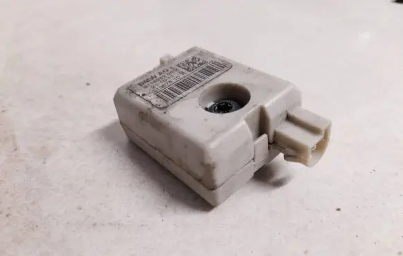 BMW 5 GT F07 Antenna control unit 911826206 9118262