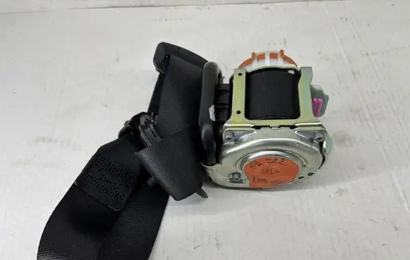 BMW 8 G14 Front seatbelt 7491770 72117491770