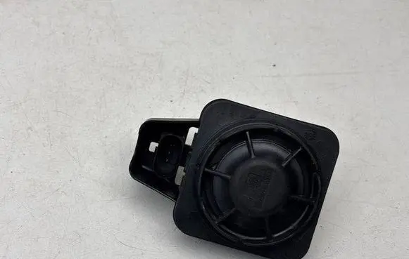 Skoda Octavia Mk3 (5E) Alarm system siren 5Q0951605A