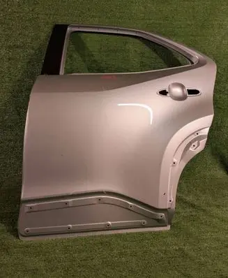 Toyota Yaris Cross Rear door 