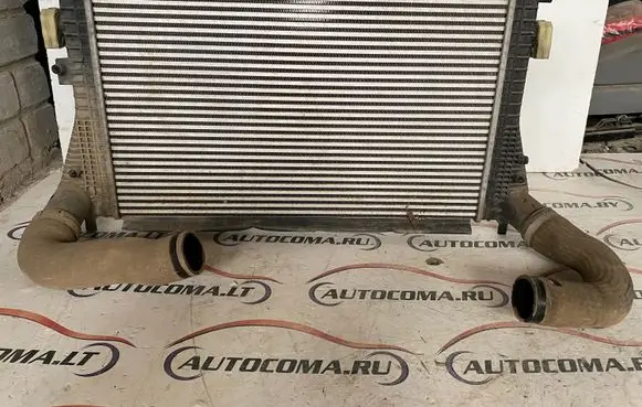 Volkswagen PASSAT B7 Intercooler radiator