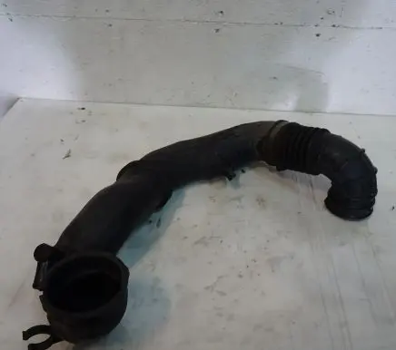 Subaru Legacy Air intake hose/pipe A12AG05
