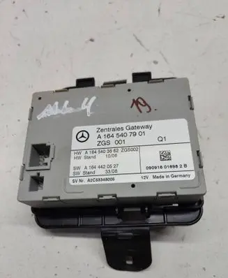 Mercedes-Benz ML W164 Gateway control module A1645407901 A1644420527 A1645403662