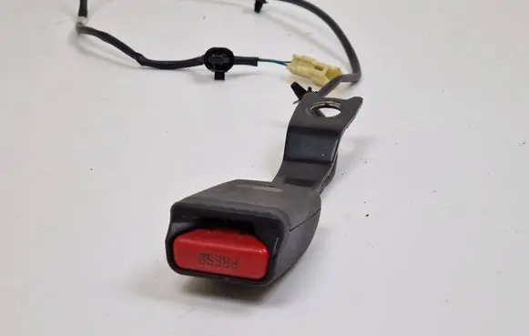 Mitsubishi Outlander Front seatbelt buckle 1096242