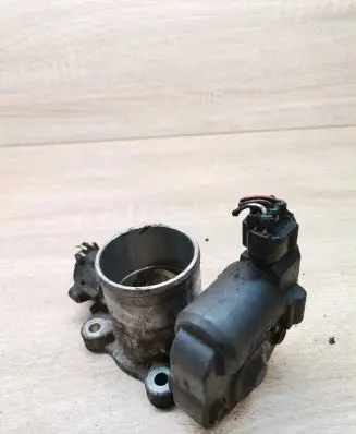 Toyota RAV 4 (XA20) Throttle body valve 1923002010