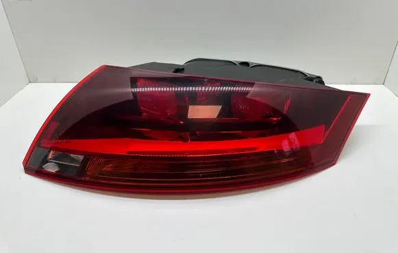 Audi TT TTS Mk2 Rear/tail lights 8J0945096C