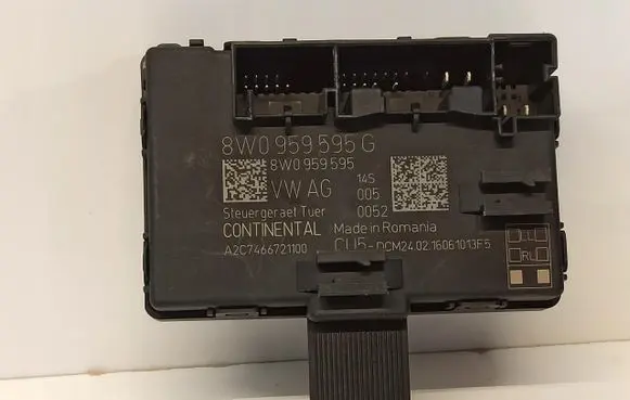 Audi A4 S4 B9 8W Door control unit/module 8W0959595G