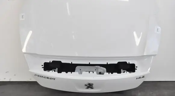 Peugeot RCZ Tailgate/boot cover trim set 
