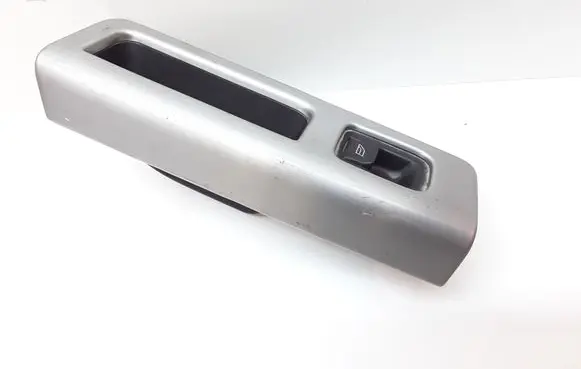 Volvo V50 Rear door window switch trim 30658449 8663813