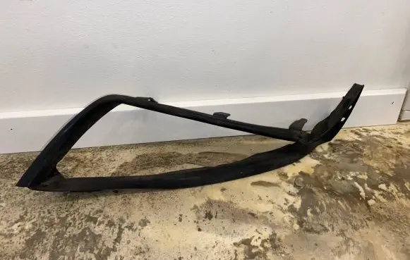 Under headlight/headlamp trim