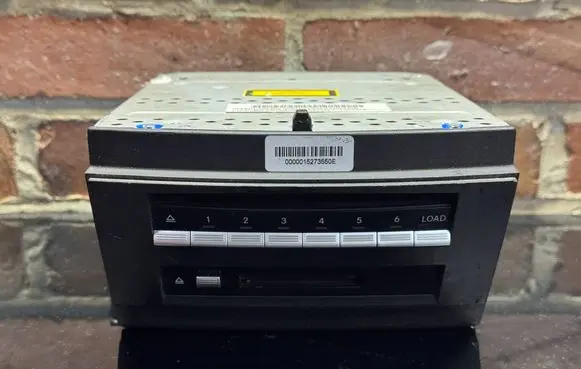 Mercedes-Benz S W221 CD/DVD changer A2218709287 A2218201426