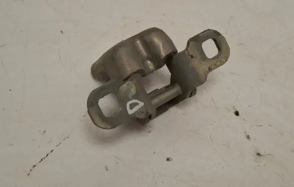 Renault Megane II Front door upper hinge 