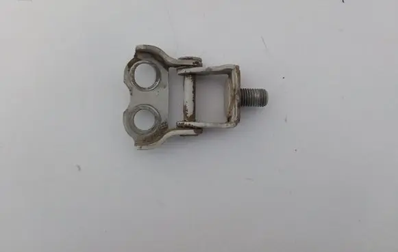 Toyota Yaris Tailgate/trunk/boot hinge 688010D020