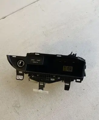 Lexus RX 450H Wireless charging module 861C048060